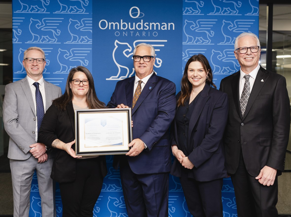 Paul Dubé with team from the Ministry of Transportation - Good Governance Award