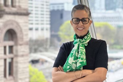 Aziza, Agente de règlement préventif, Unité des services en français