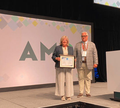 Ombudsman presents his Good Governance award to the City of Hamilton